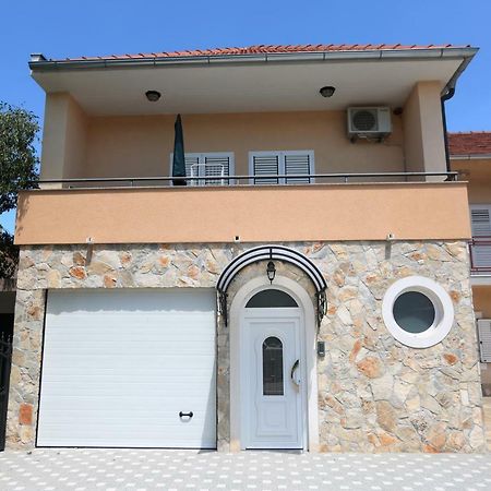 Apartman Delux Brkic Apartment Lozovac Exterior photo